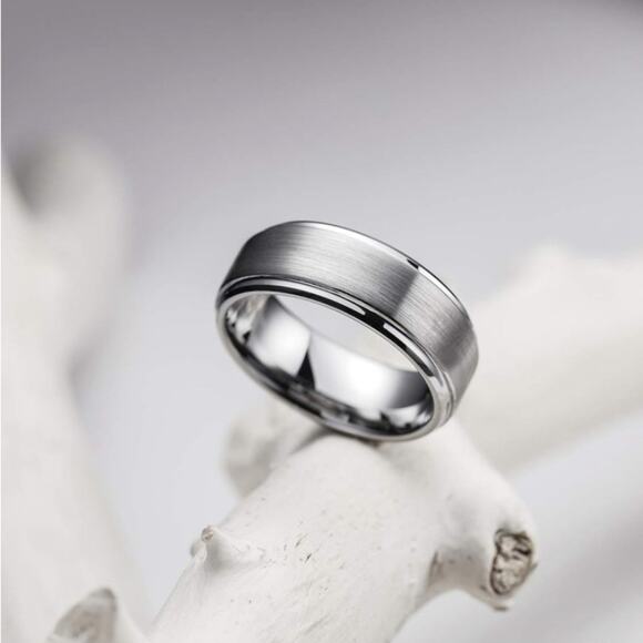 Tungsten Carbide Unisex Wedding Band Brushed Center/Polished Edge Assorted Sizes - Picture 1 of 9